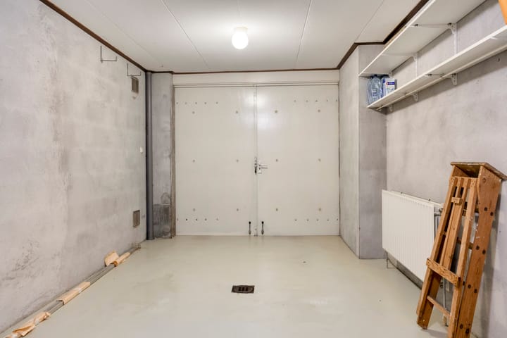 Foto 25 van van Heeckerenweg 3