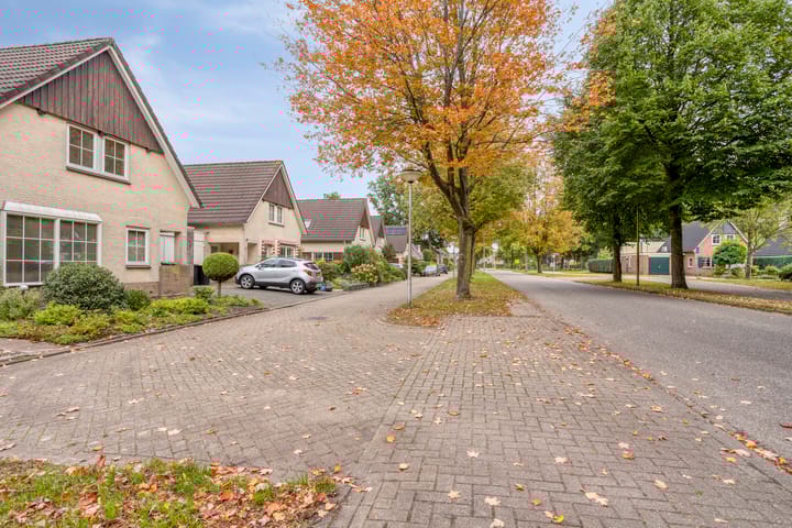 Foto 29 van van Heeckerenweg 3