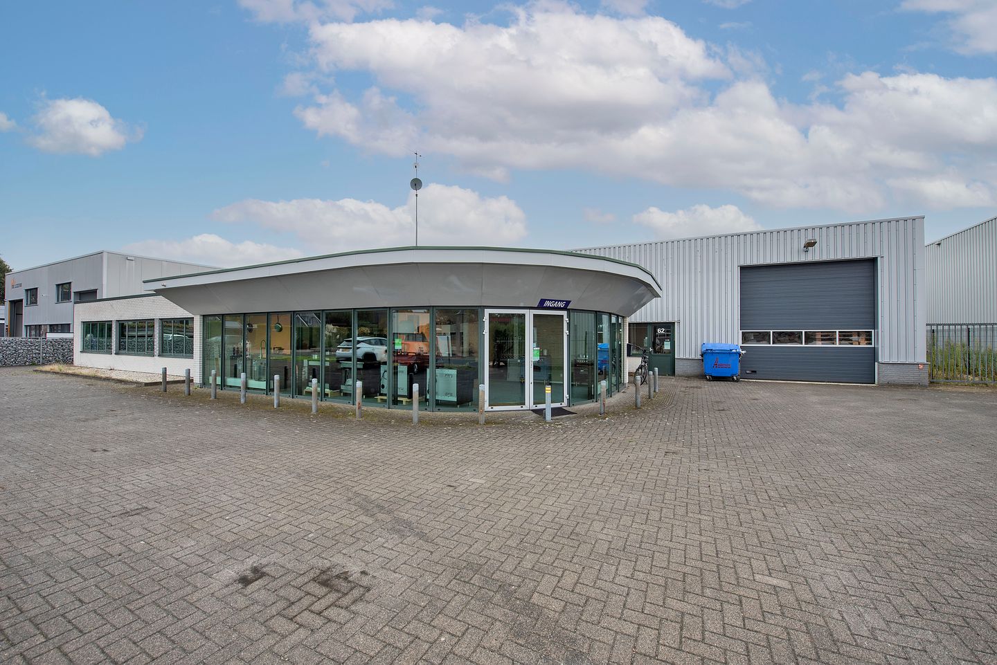 Bekijk foto 1 van Lenteweg 62