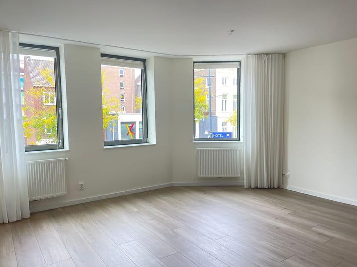 Foto 5 van Willem II Singel 5-C04