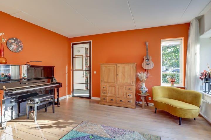 Foto 15 van Lijnbaanstraat 48