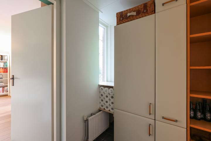 Foto 25 van Lijnbaanstraat 48