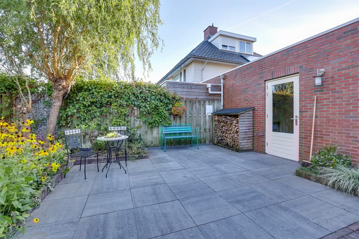 Foto 33 van Lijnbaanstraat 48