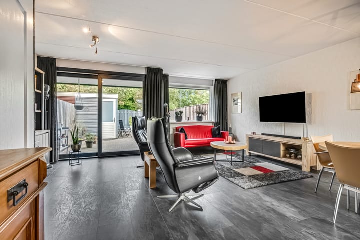 Foto 2 van Hertespoor 44