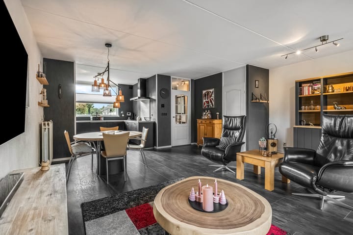 Foto 3 van Hertespoor 44