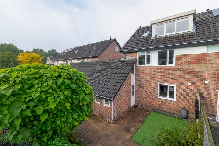 Foto 2 van Moezel 84