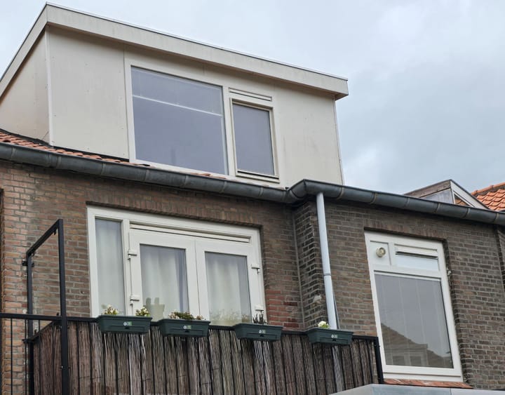 Photo 2 of Prudens van Duysestraat 4