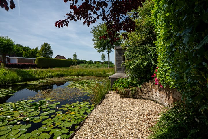 Photo 22 of Lichte 18