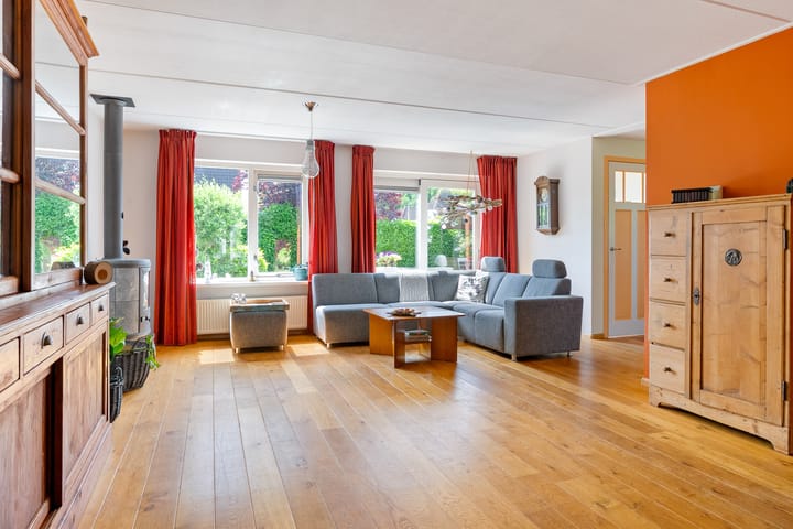 Photo 27 of Lichte 18