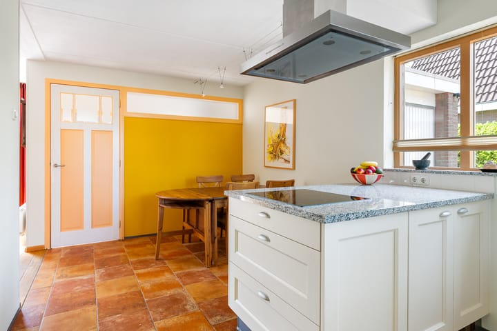 Photo 33 of Lichte 18