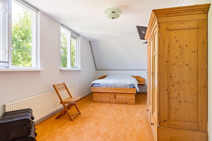 Photo 37 of Lichte 18