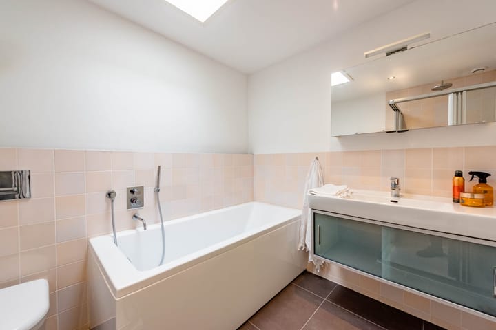 Photo 34 of Judith Leysterstraat 23