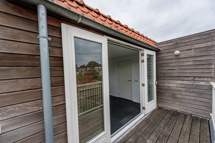 Photo 30 of Judith Leysterstraat 23