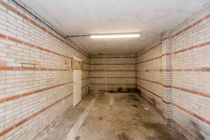 Photo 37 of Judith Leysterstraat 23