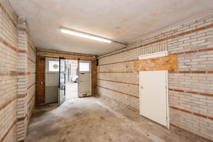 Photo 38 of Judith Leysterstraat 23