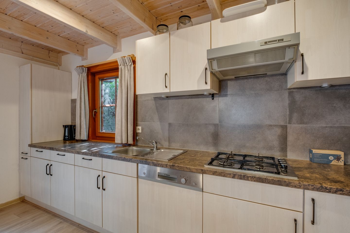 Foto 19 van Ploegdijk 2-98A