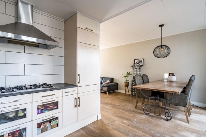 Photo 15 of Beethovenstraat 29