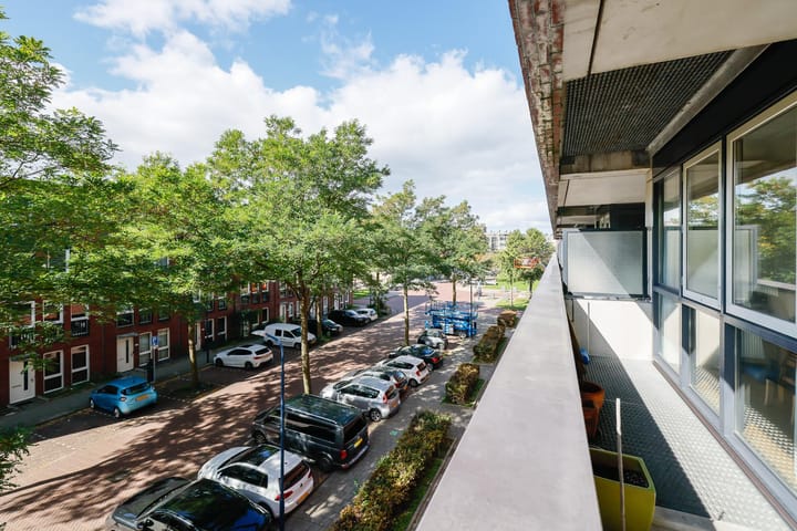 Foto 31 van Johan Hofmanstraat 211