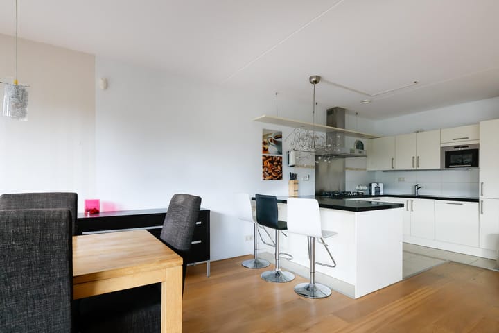 Foto 21 van Johan Hofmanstraat 211