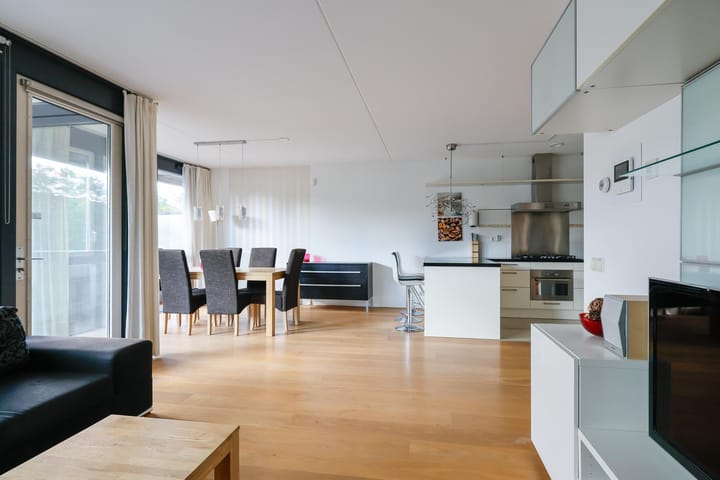 Foto 20 van Johan Hofmanstraat 211