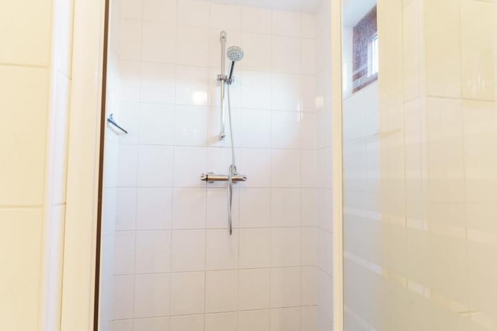 Photo 15 of Van der Lelijstraat 59-I