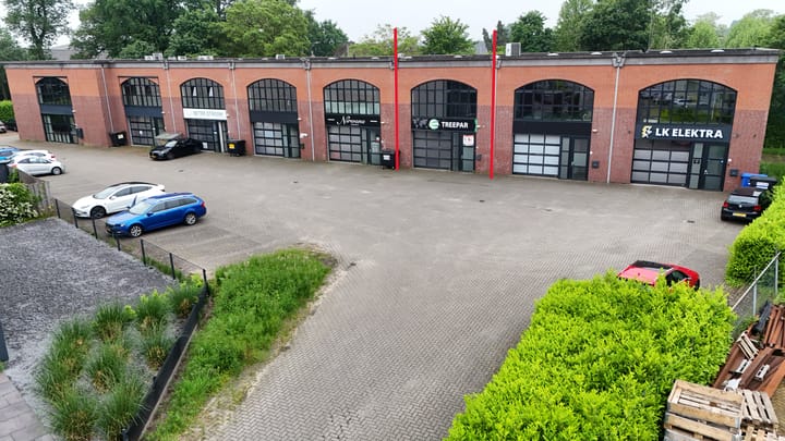 Saturnusweg 4-E, Brummen
