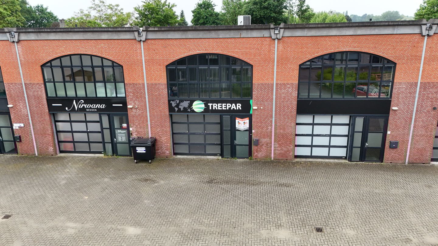 View photo 2 of Saturnusweg 4-E