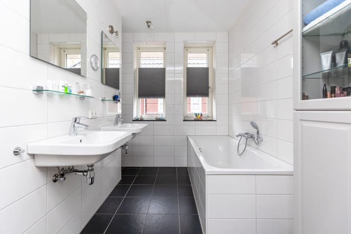 Photo 19 of Graaf Adolfstraat 8