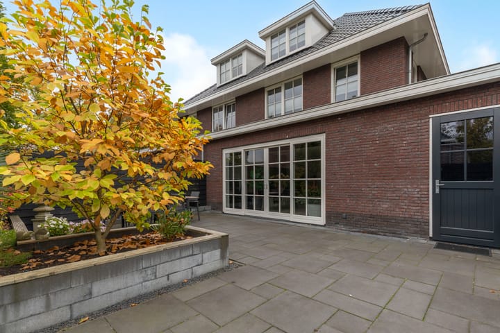 Photo 25 of Graaf Adolfstraat 8