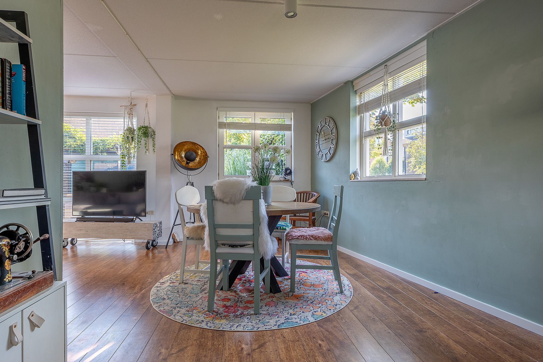 Foto 12 van Conny Stuartlaan 38