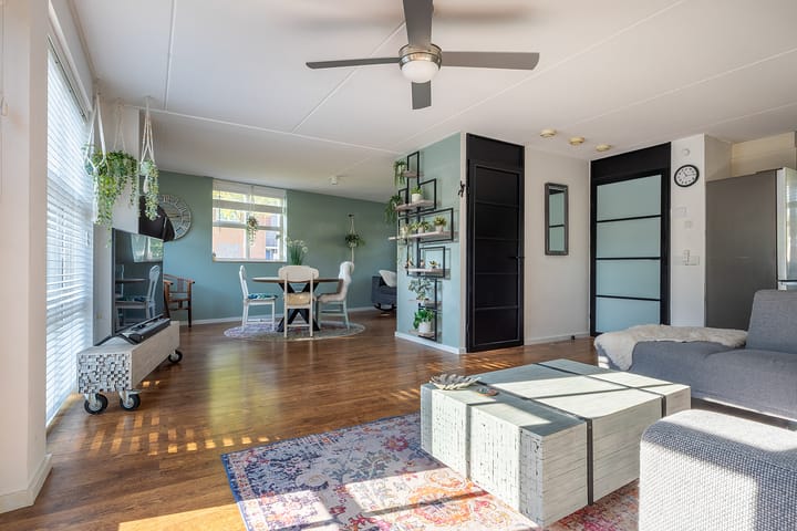 Foto 16 van Conny Stuartlaan 38