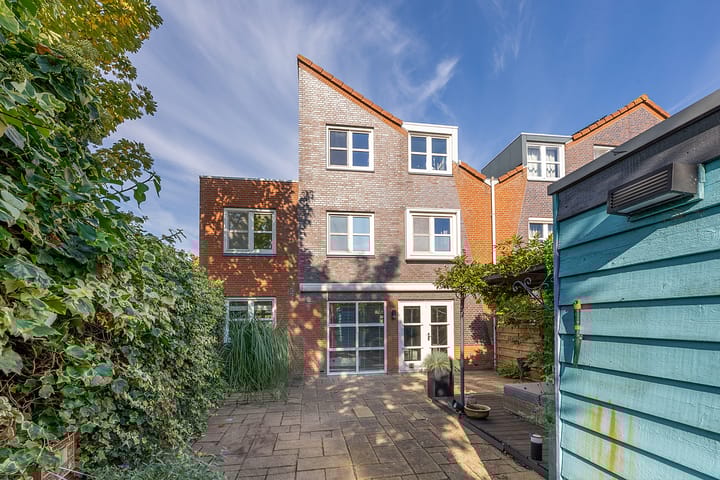 Foto 42 van Conny Stuartlaan 38