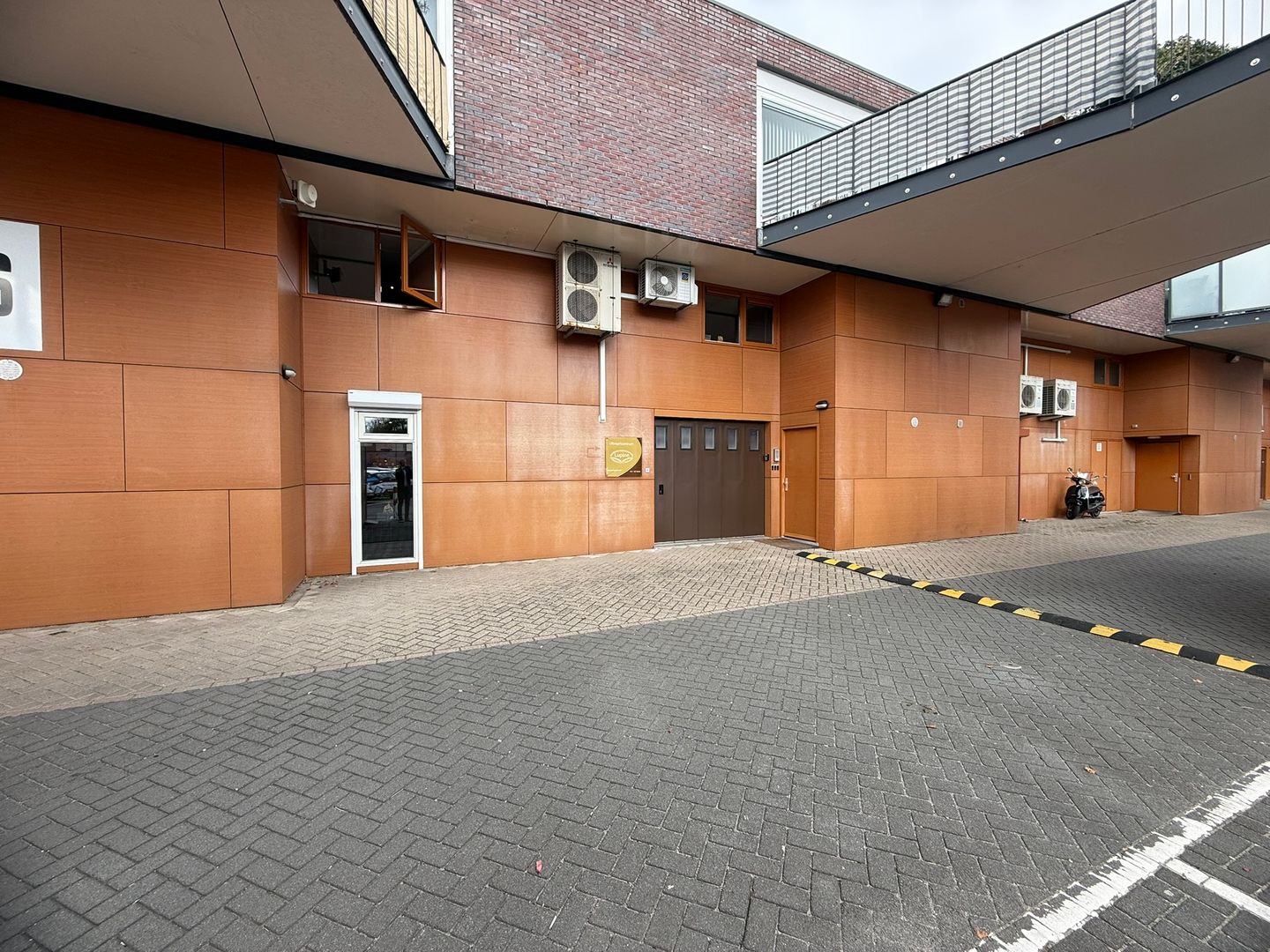 View photo 2 of Nieuwstraat 10-A