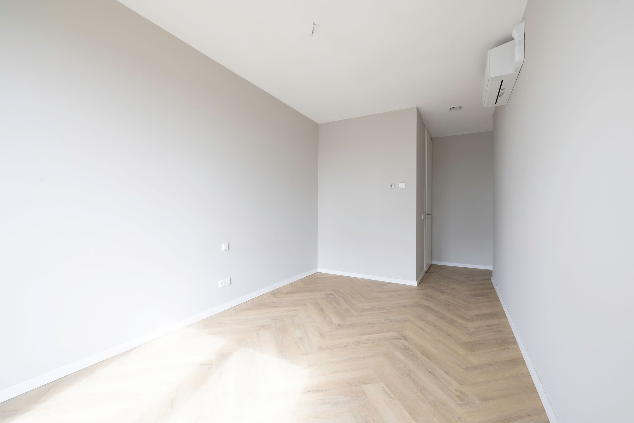 Foto 15 van Niemeyerstraat 281