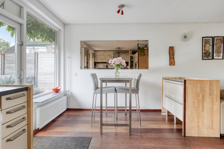 Photo 11 of De Gasperistraat 10