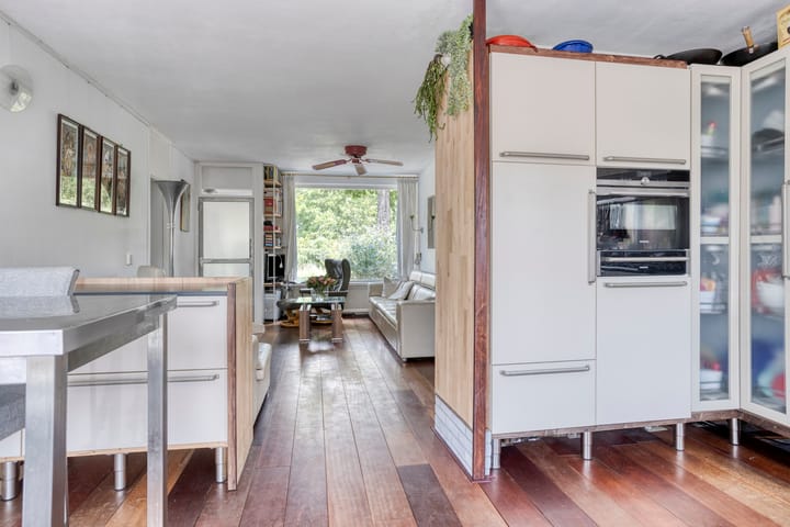 Photo 12 of De Gasperistraat 10