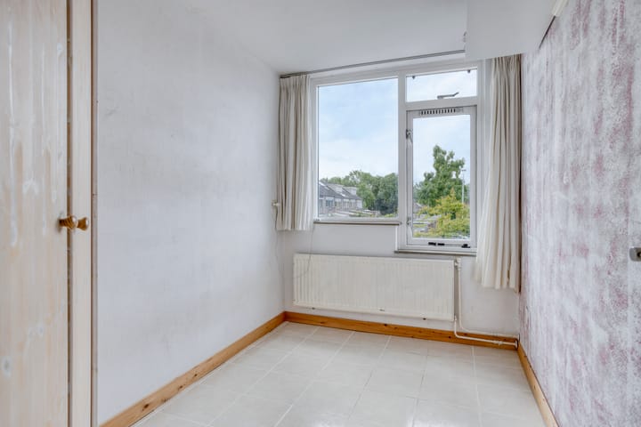 Photo 23 of De Gasperistraat 10