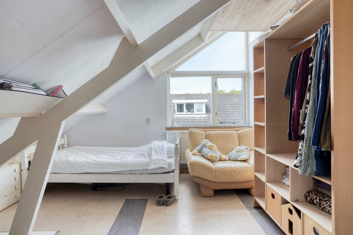 Photo 25 of De Gasperistraat 10