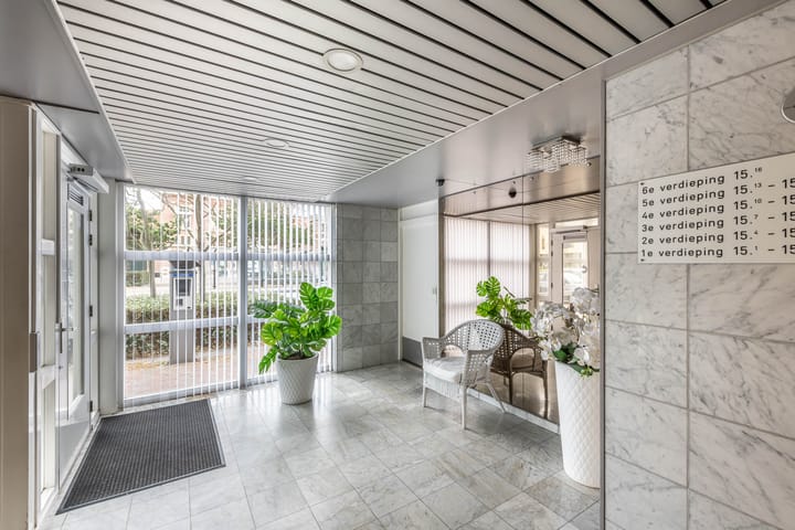 Foto 5 van Stationsplein 15-F1