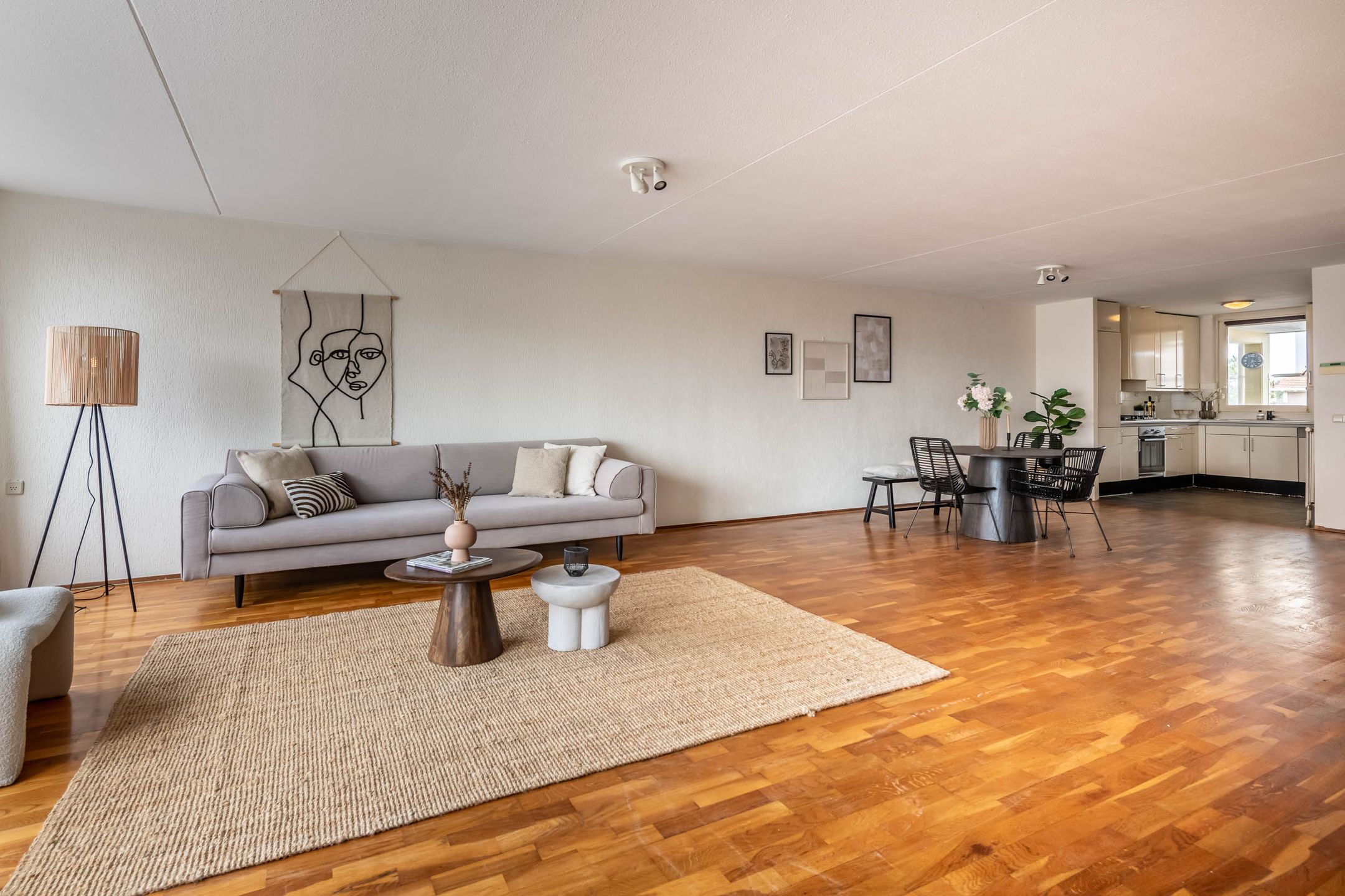 Foto 6 van Stationsplein 15-F1