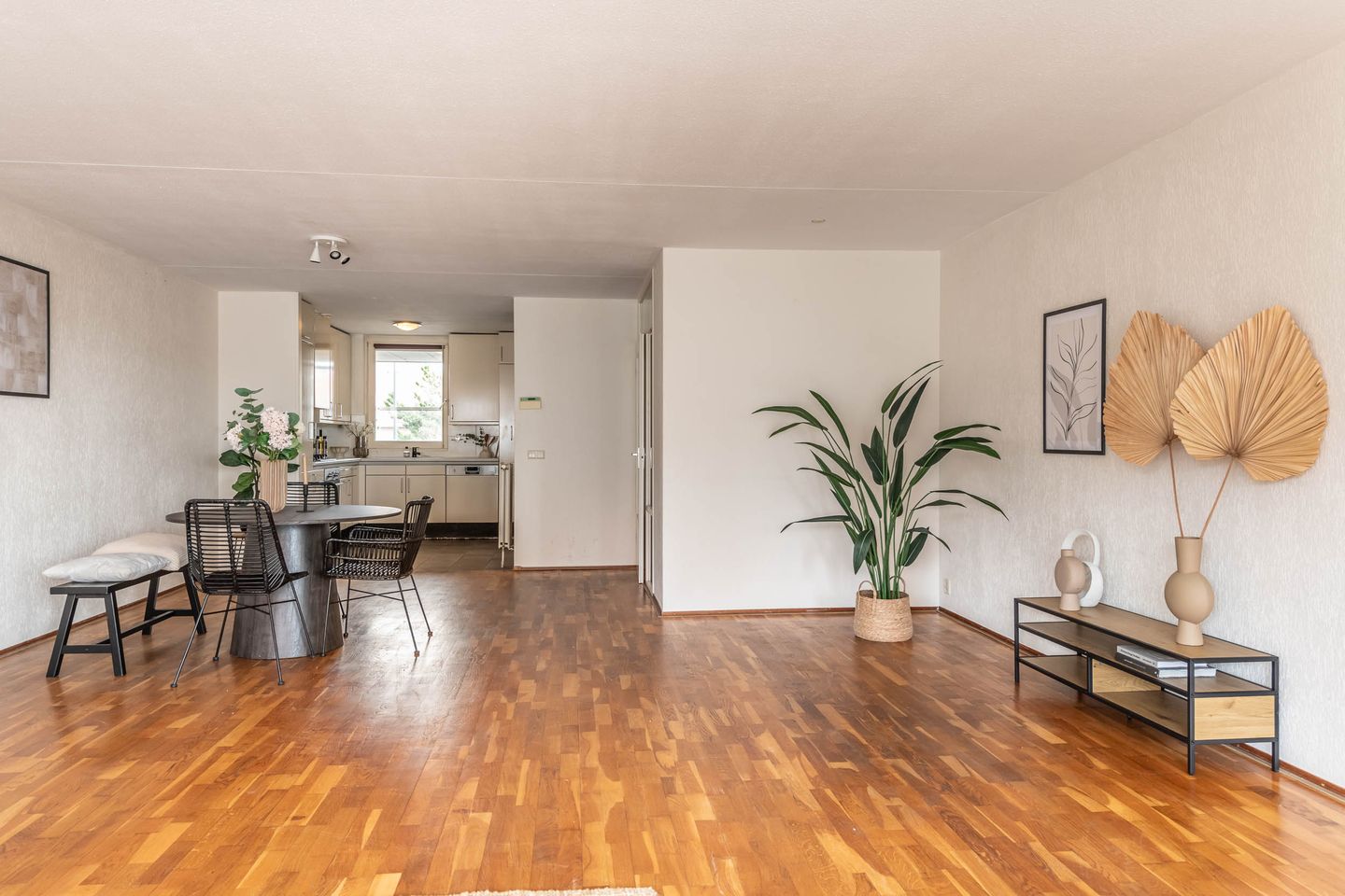 Foto 10 van Stationsplein 15-F1