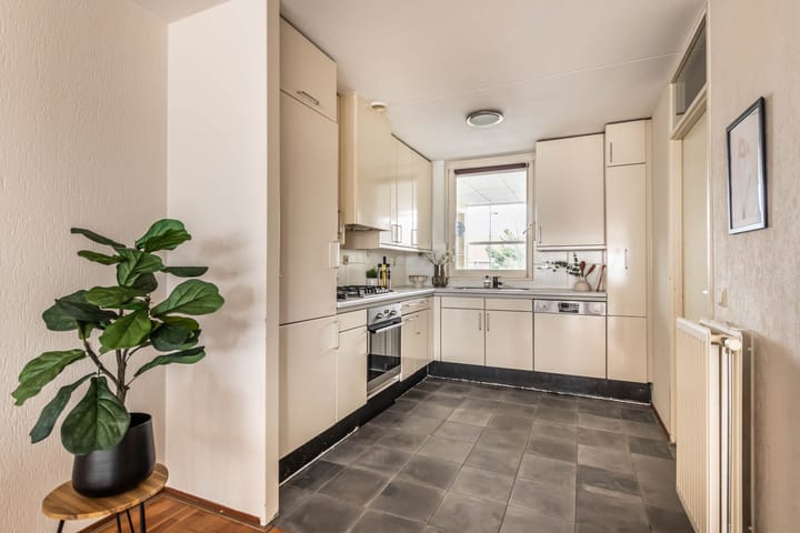 Foto 12 van Stationsplein 15-F1