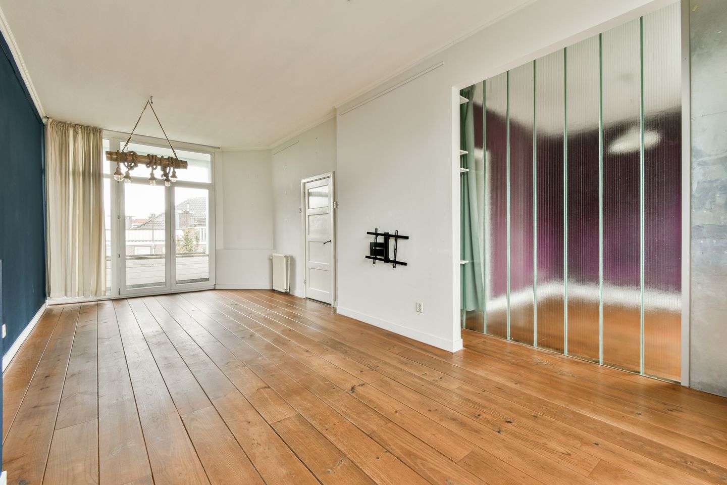 Photo 5 of Van Boisotstraat 8