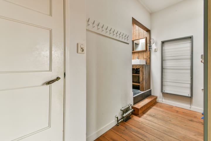 Foto 10 van Van Boisotstraat 8