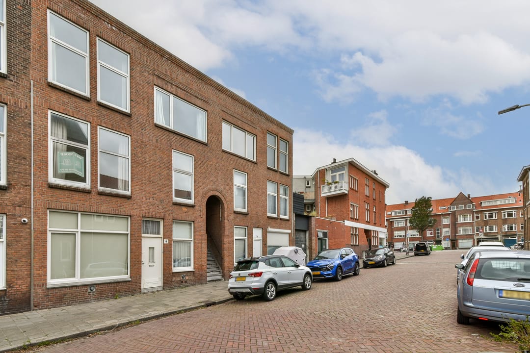 Photo 13 of Van Boisotstraat 8