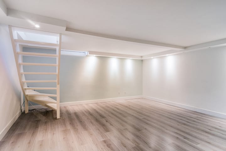 Foto 6 van Strevelsweg 222-C