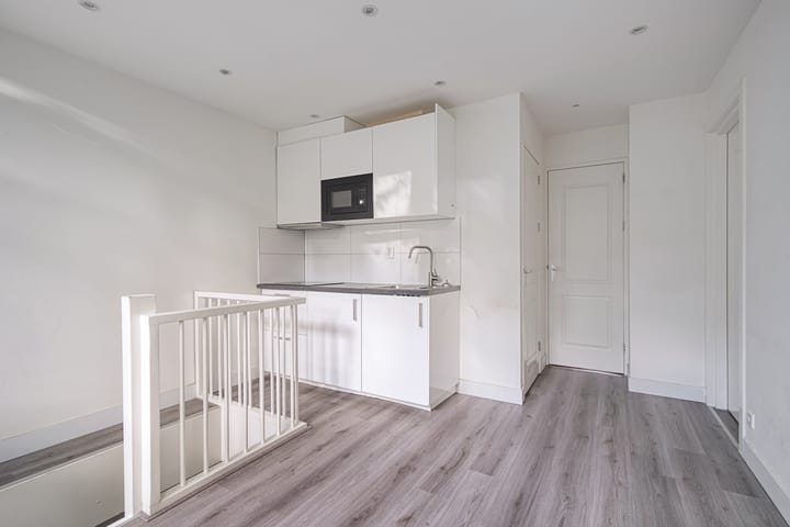 Foto 11 van Strevelsweg 222-C