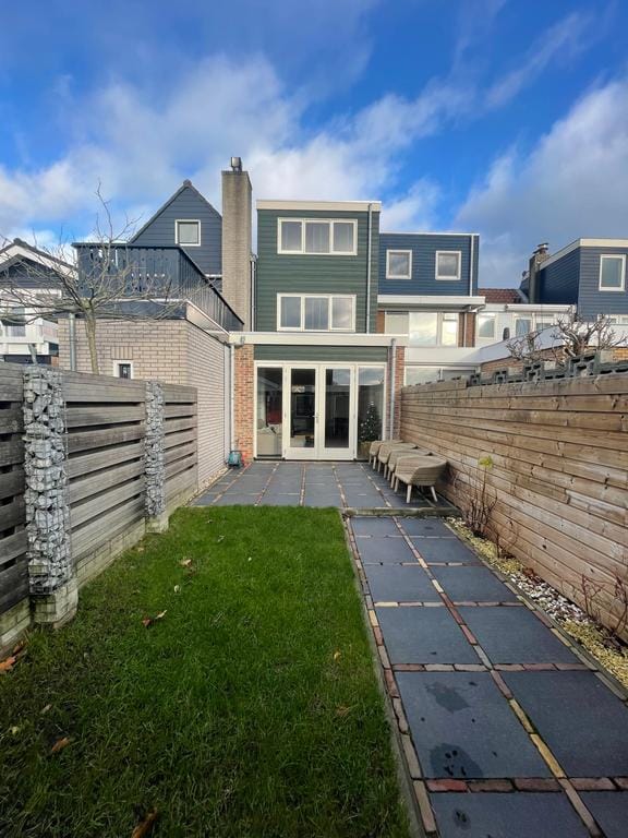 Foto 13 van Nieuwlandersingel 10