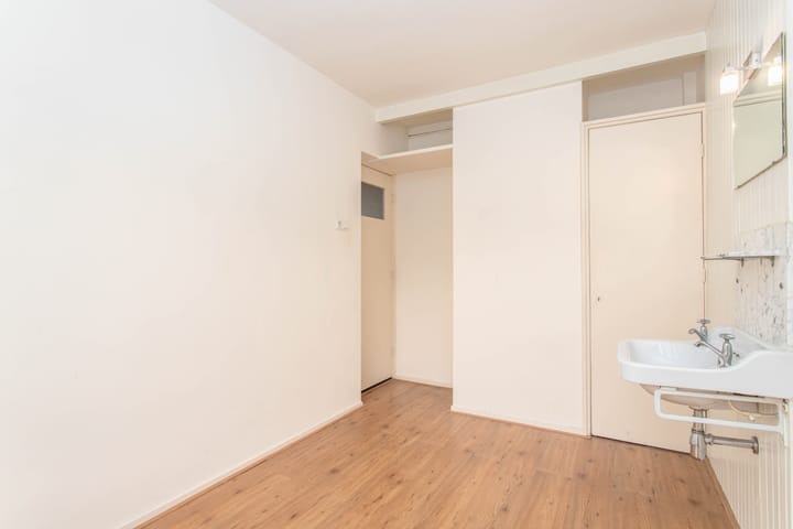 Photo 12 of Tolsteegplantsoen 20