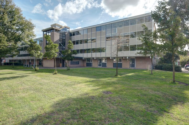 Broekheurne-ring 653